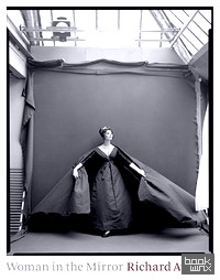 Женщина в зеркале (на английском языке)